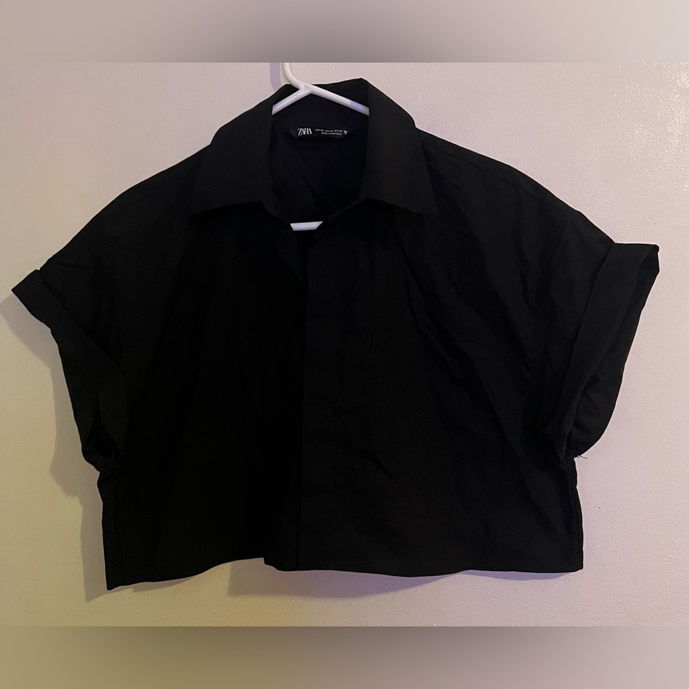Zara Black Cropped Boxy Button-Down Shirt - Short Sleeve